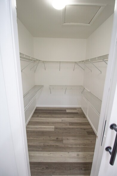 Master Walk-in Closet - 5752 Thunder Hill Rd