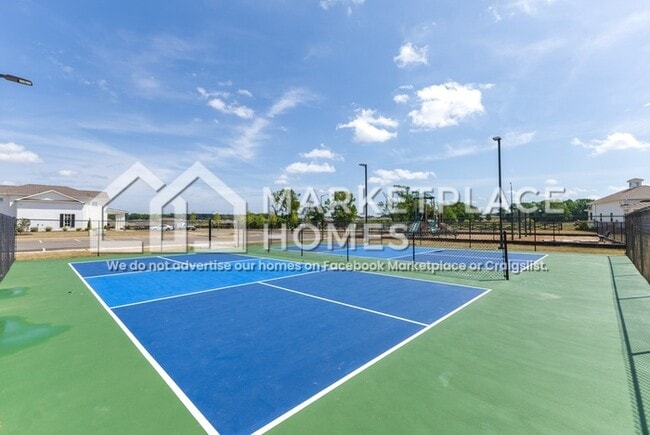 Building Photo - 206 Stockyard Cir