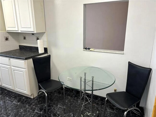 Building Photo - 2299 E 13th St