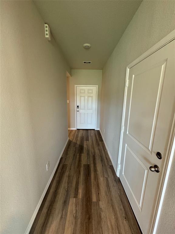 Building Photo - 209 Blanco Dr