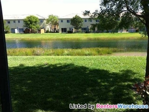 Building Photo - 1623 SE 31st Ct