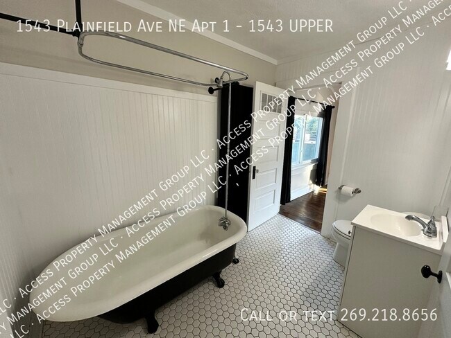 Building Photo - 1543 Plainfield Ave NE