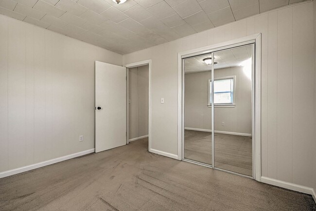 Building Photo - 135 Hixon Cir