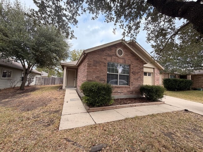 Building Photo - CUTE ONE STORY - 3 BEDROOM / 2 BATH HOME W...