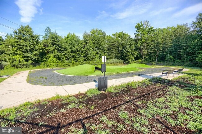 Building Photo - 6407 Falconwood St