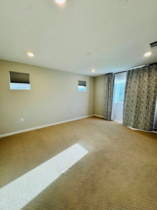 Building Photo - 5336 Hames Valley Ln