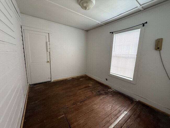 Building Photo - 1807 N Atlanta Ave