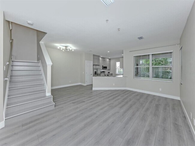 Building Photo - 3941 Yellowstone Cir