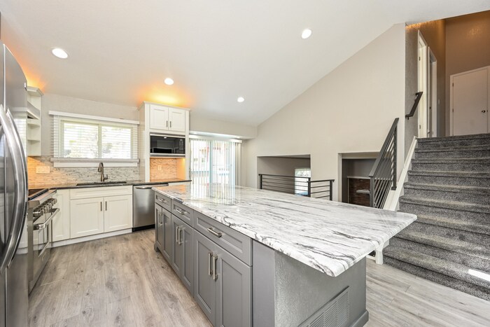 Building Photo - 3577 S Halifax Way