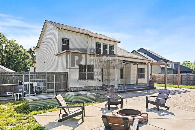 Building Photo - 338 Crusaw Dr