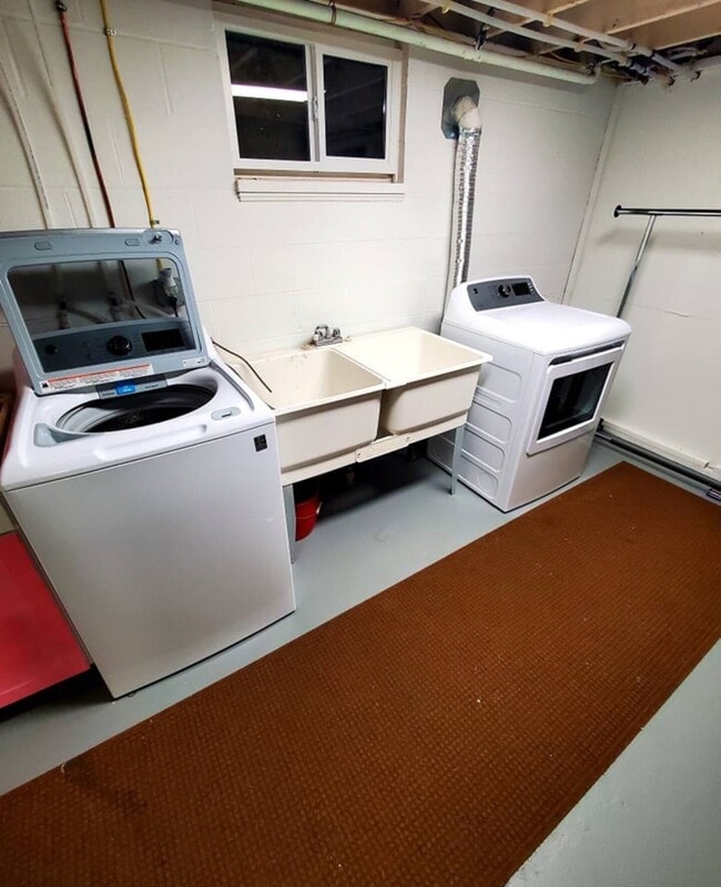 Building Photo - 3351 Kearneysville Pike