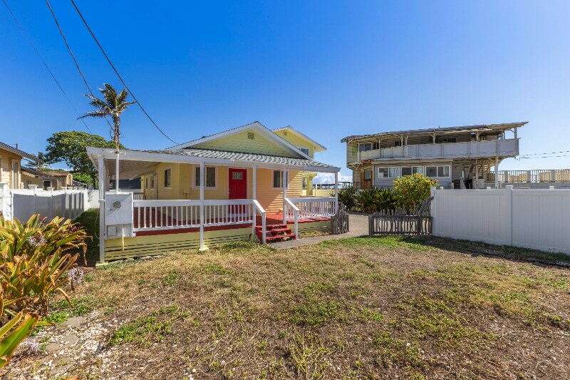 Primary Photo - 534 Kaikoo St