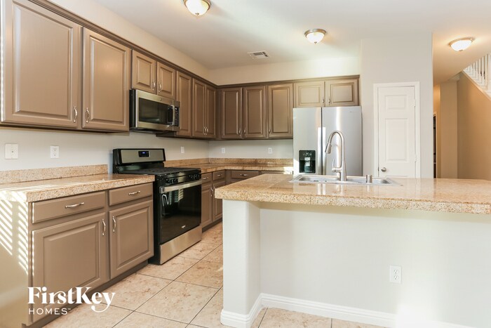 Building Photo - 9720 N Fast Elk St