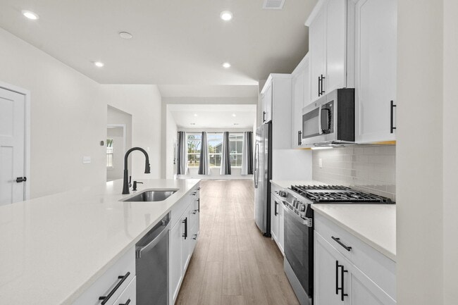 Building Photo - 2600 Elowen Ln