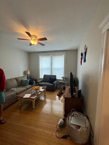 Building Photo - 12 Farrington Ave