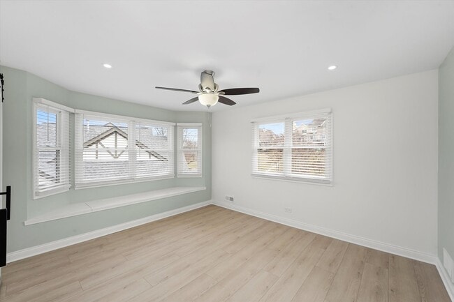 Building Photo - 14449 Golf Rd