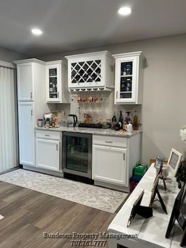 Building Photo - Open House July 5, 2026 11:00-1:00