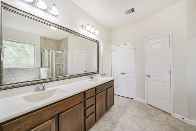 Building Photo - 27007 Soapstone Terrace Ln