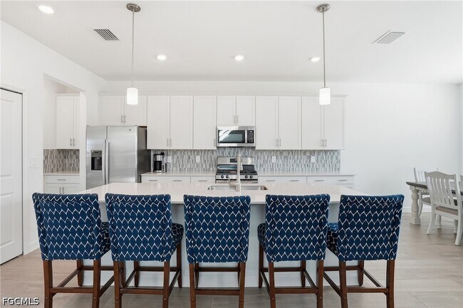 Building Photo - 18707 Ivywood Pl