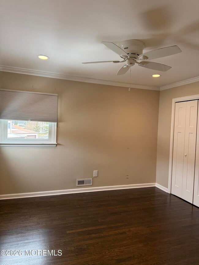 Building Photo - 35 Arno St