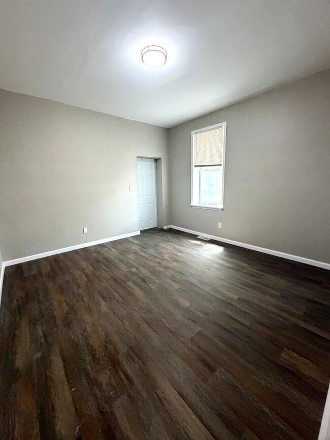 Building Photo - 6704-6706 Idaho Ave - 6706 Idaho 1F