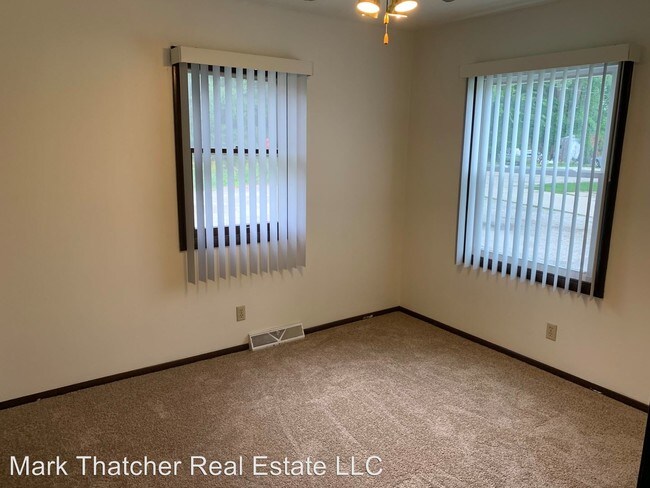 Building Photo - 1400 Eder Ln