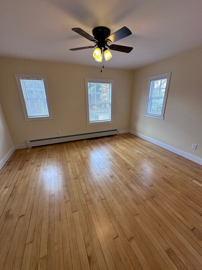 Building Photo - 416 Pearl St