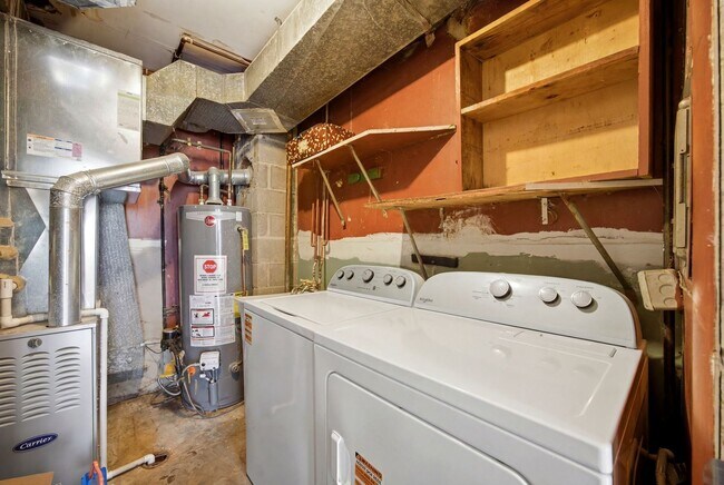 Building Photo - 1142 Brighton Pl