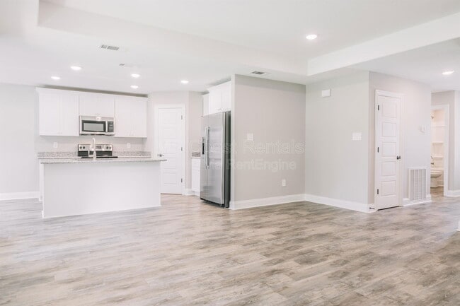 Building Photo - 126 Pointe Breeze Wy