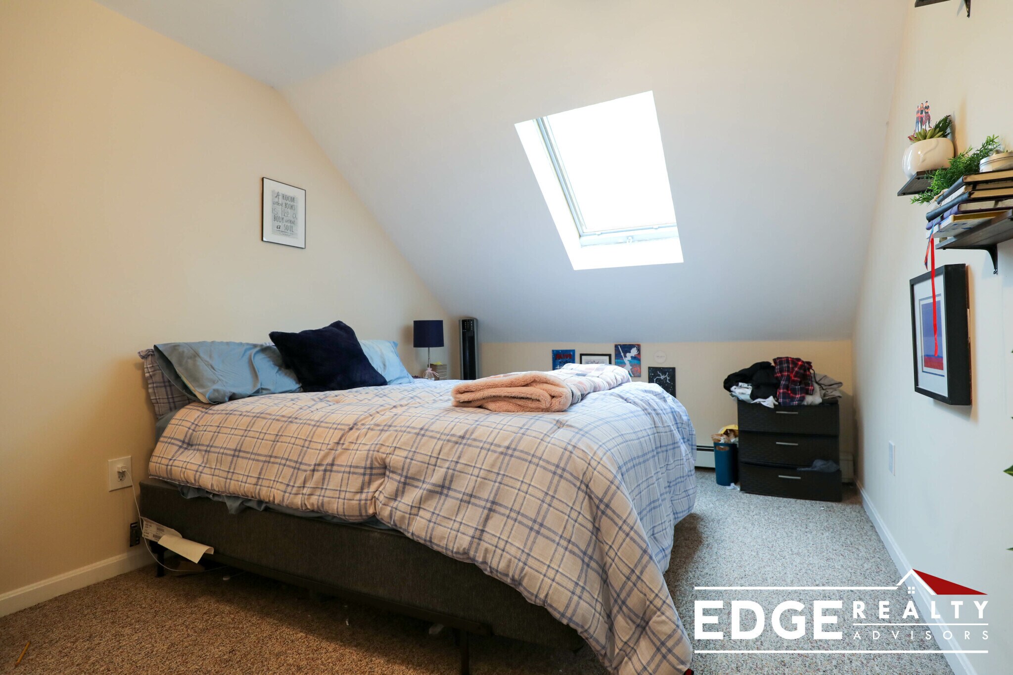 Building Photo - 39 Nottinghill Rd