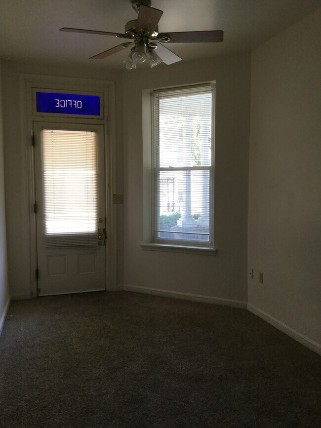 Building Photo - 46 S Earl St