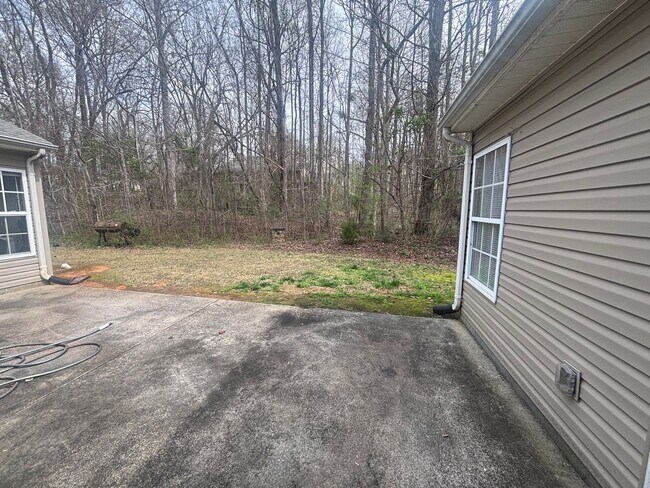 Building Photo - Homes of Hope 3 Bedroom, 2 Bathroom Home in York, SC