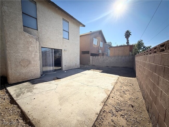 Building Photo - 129 Colbath St