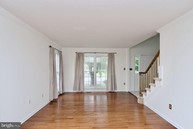 Building Photo - 8614 Oak Chase Cir