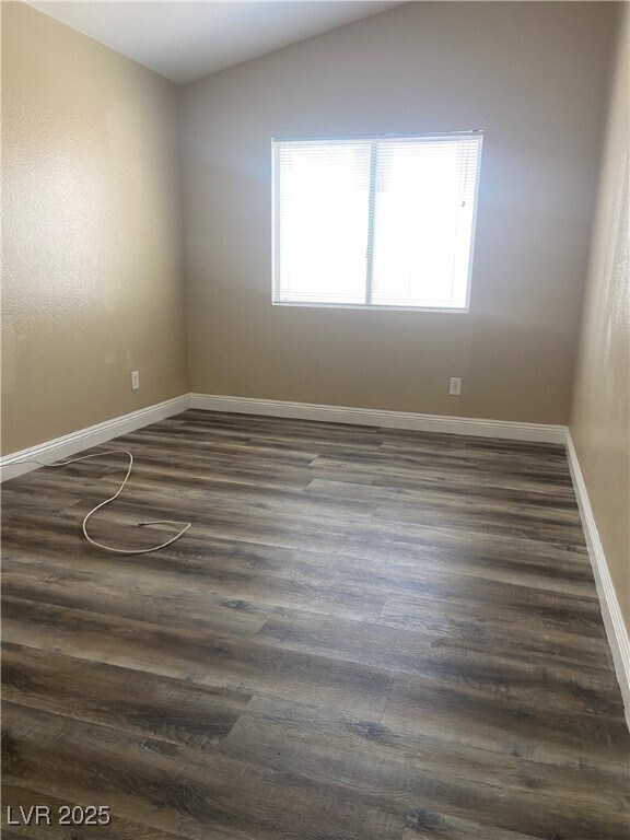 Building Photo - 1121 Basin Brook Dr