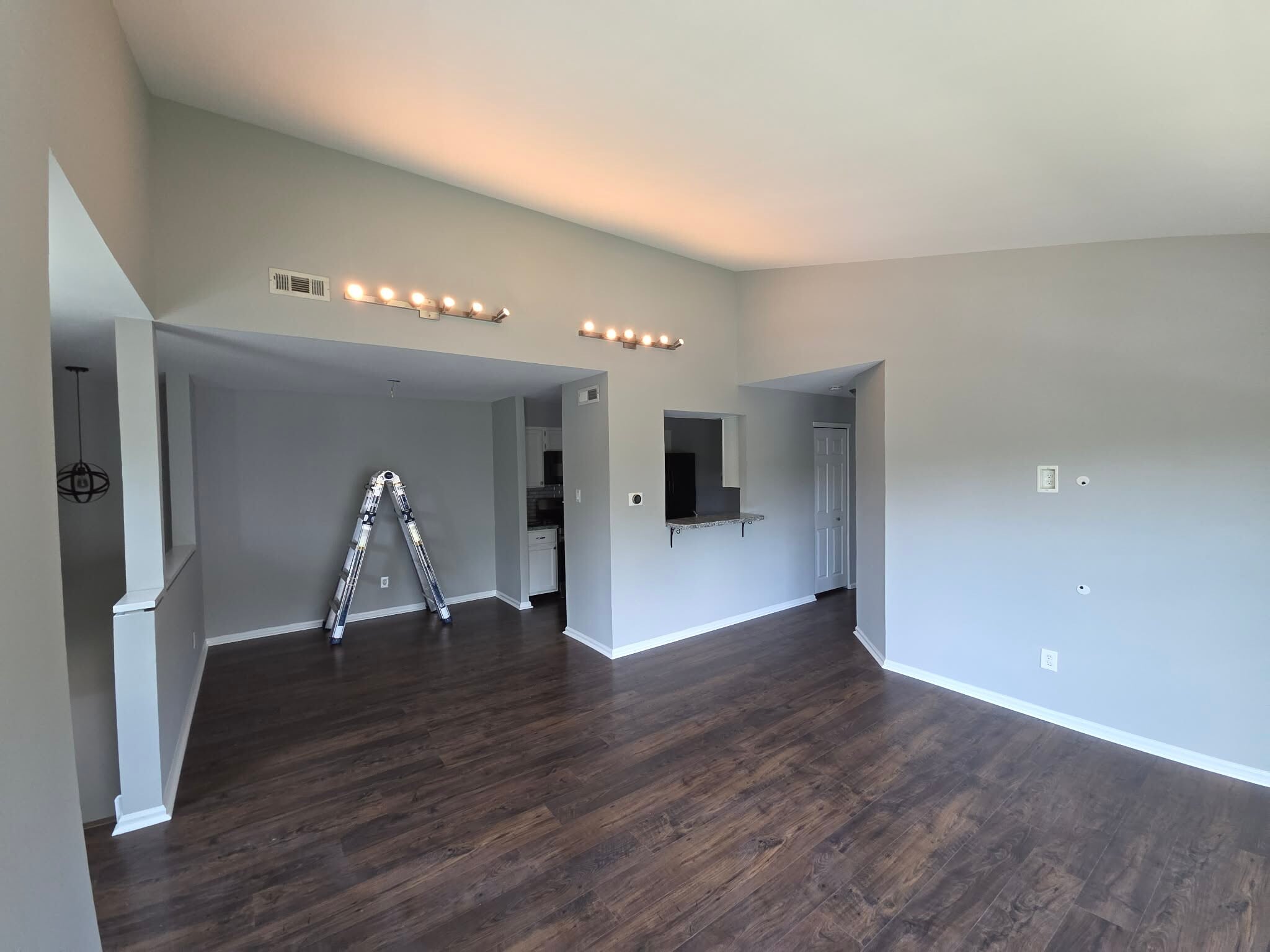 Building Photo - 903 Bennett Pl