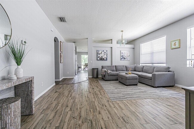 Building Photo - 13016 Terrace Brook Pl