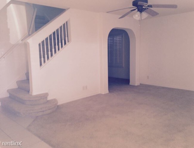 Building Photo - 4 br, 2.5 bath House - 1316 Olga Mapula Dr