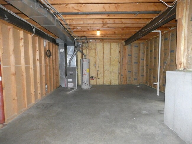 Building Photo - 11407 N Bristol Ave