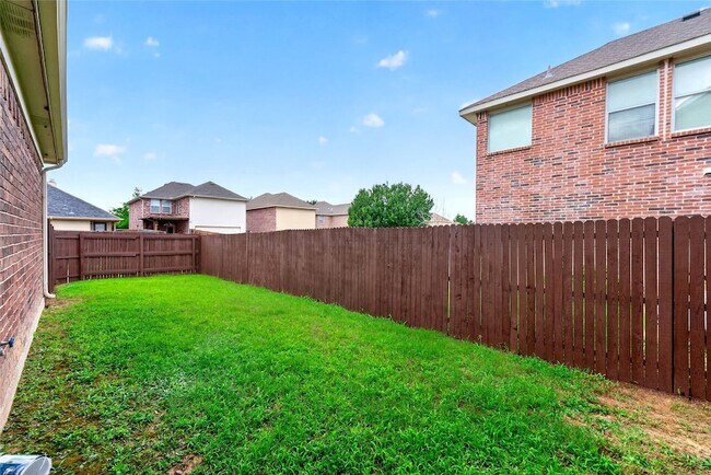 Building Photo - 3800 Camino Real Trail