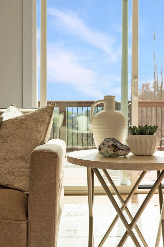 Building Photo - 928 Ditney Way