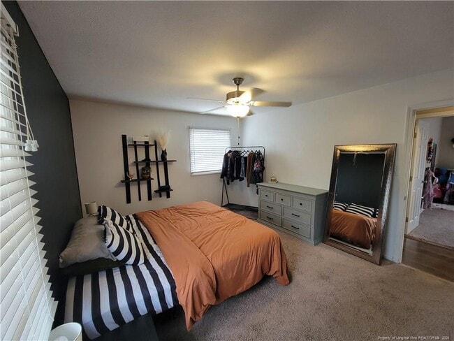 Building Photo - 215 Haverhill Dr
