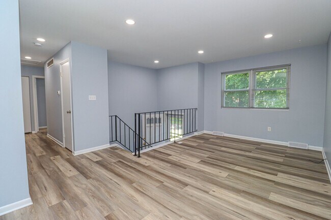 Building Photo - 3 Bedroom Oasis in Severna Park