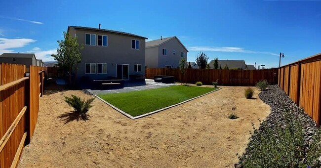 Building Photo - For Rent in Kiley Ranch – Bright, Spacious...