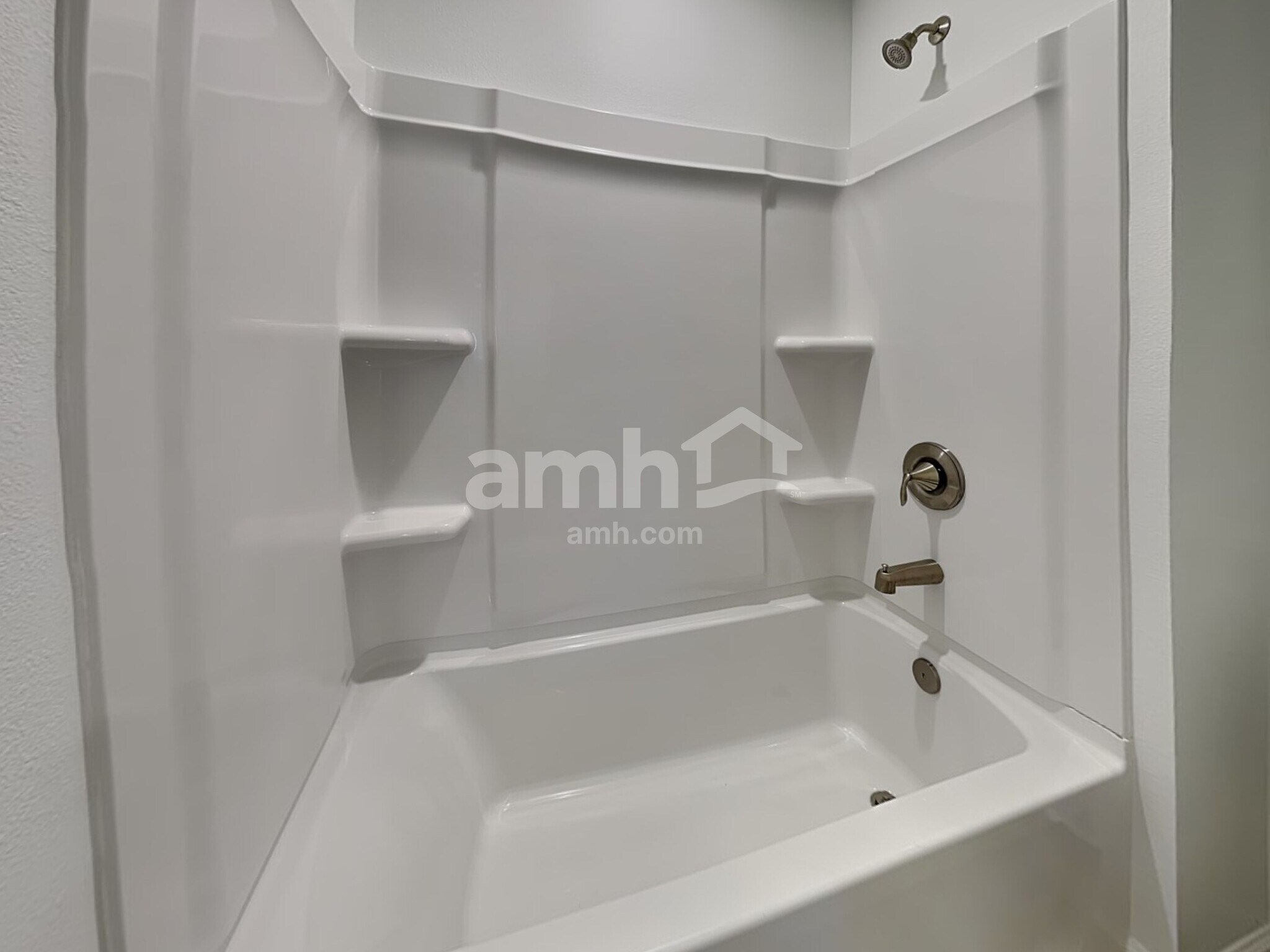 Building Photo - 2909 20th Ave W