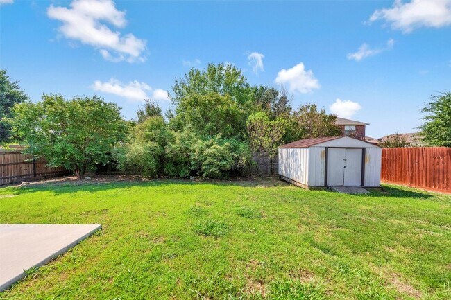 Building Photo - 1624 Appaloosa Dr
