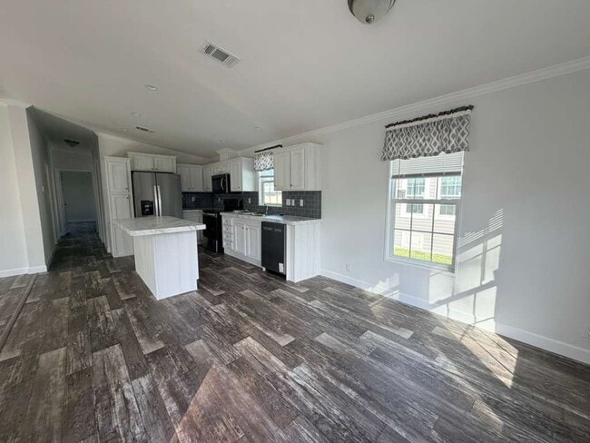 Building Photo - 5267 SW 32nd St