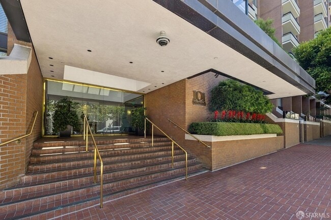 Building Photo - 101 Lombard St