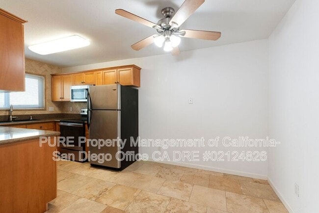 Building Photo - 6666 Beadnell Way