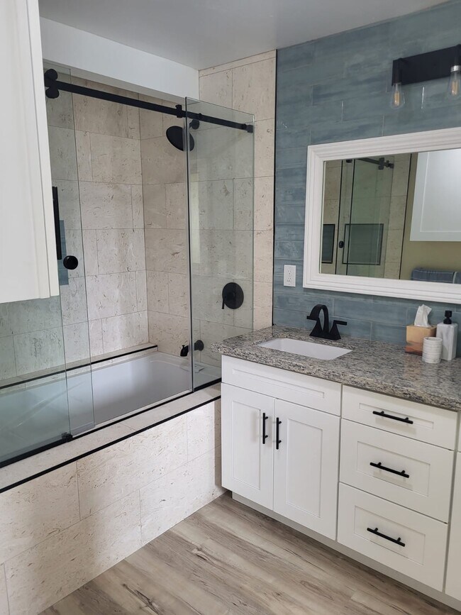 Building Photo - 3765 Elliott St